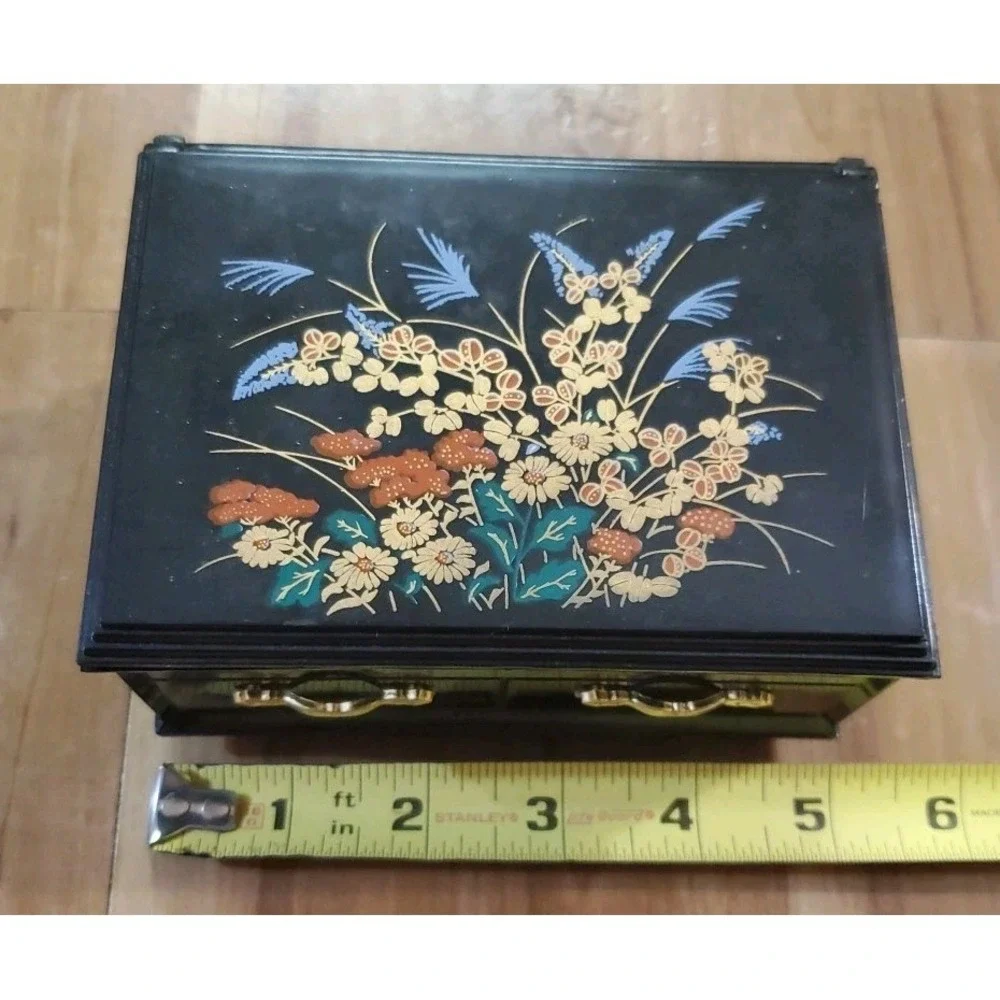 Vintage Asian Jewelry Trinket Box Black Gold Multicolor Floral Motif‎